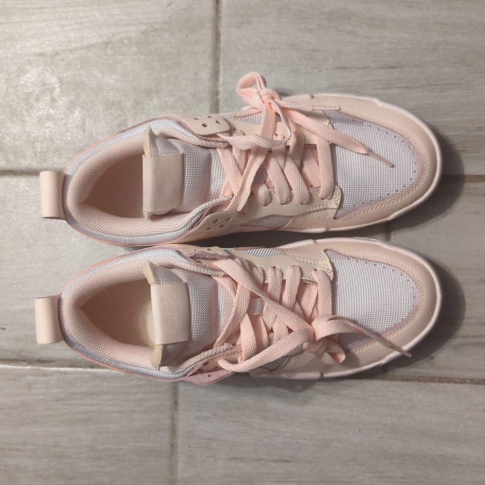 Nike Disrupt Low Dunk Sneakers, Soft Pink Coral/White, Womens size 9 (US)